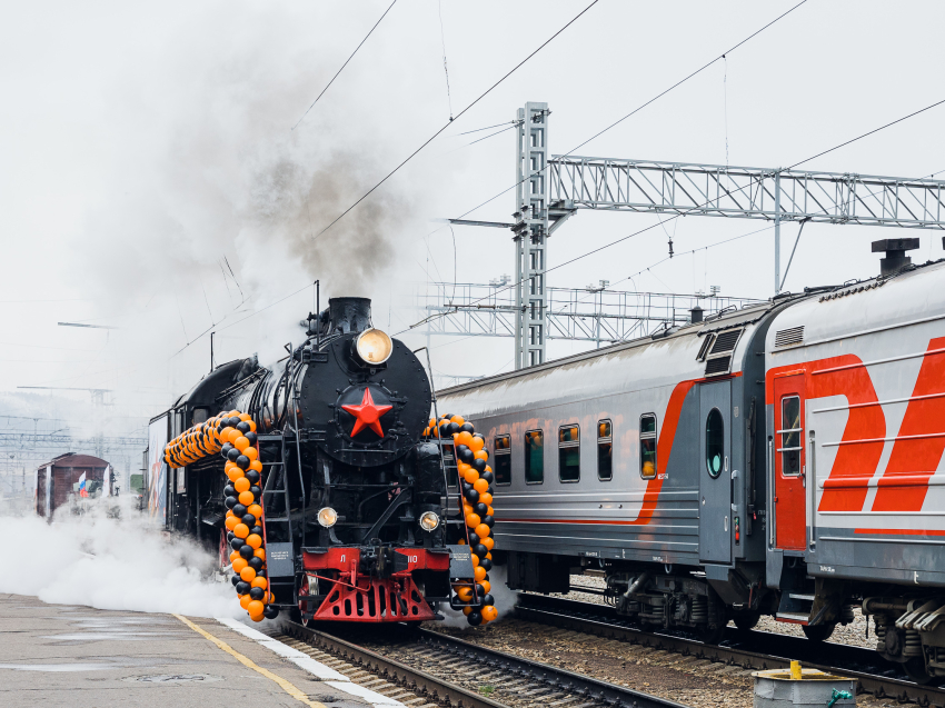 Сразу два ретропоезда впервые отправятся по Забайкальской железной дороге накануне Дня Победы